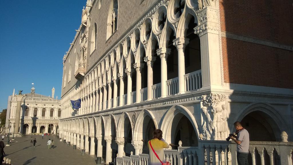 In Venice Back To San Marco Tourist Apartment Exteriör bild