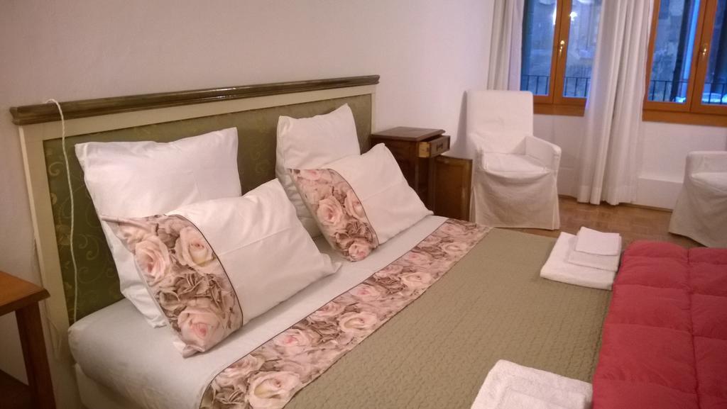 In Venice Back To San Marco Tourist Apartment Rum bild