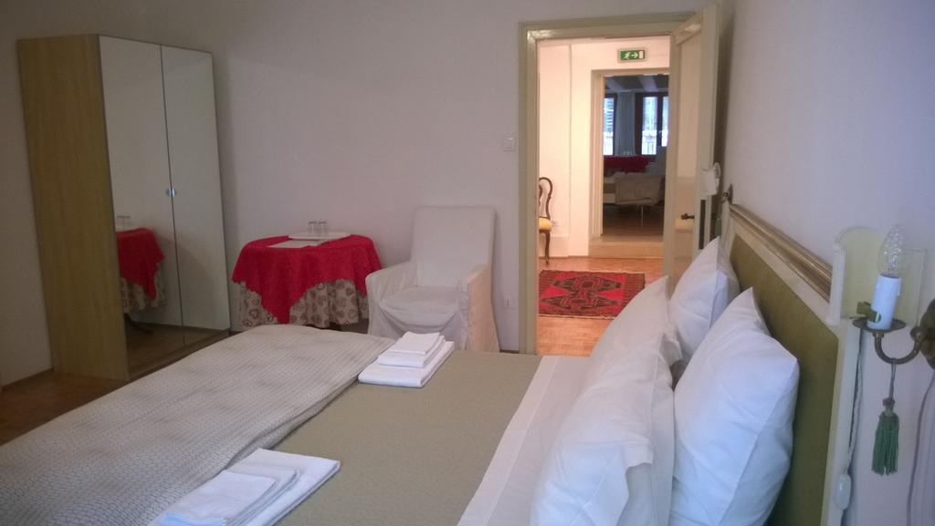In Venice Back To San Marco Tourist Apartment Rum bild