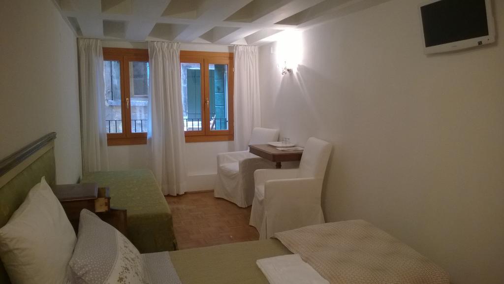 In Venice Back To San Marco Tourist Apartment Rum bild